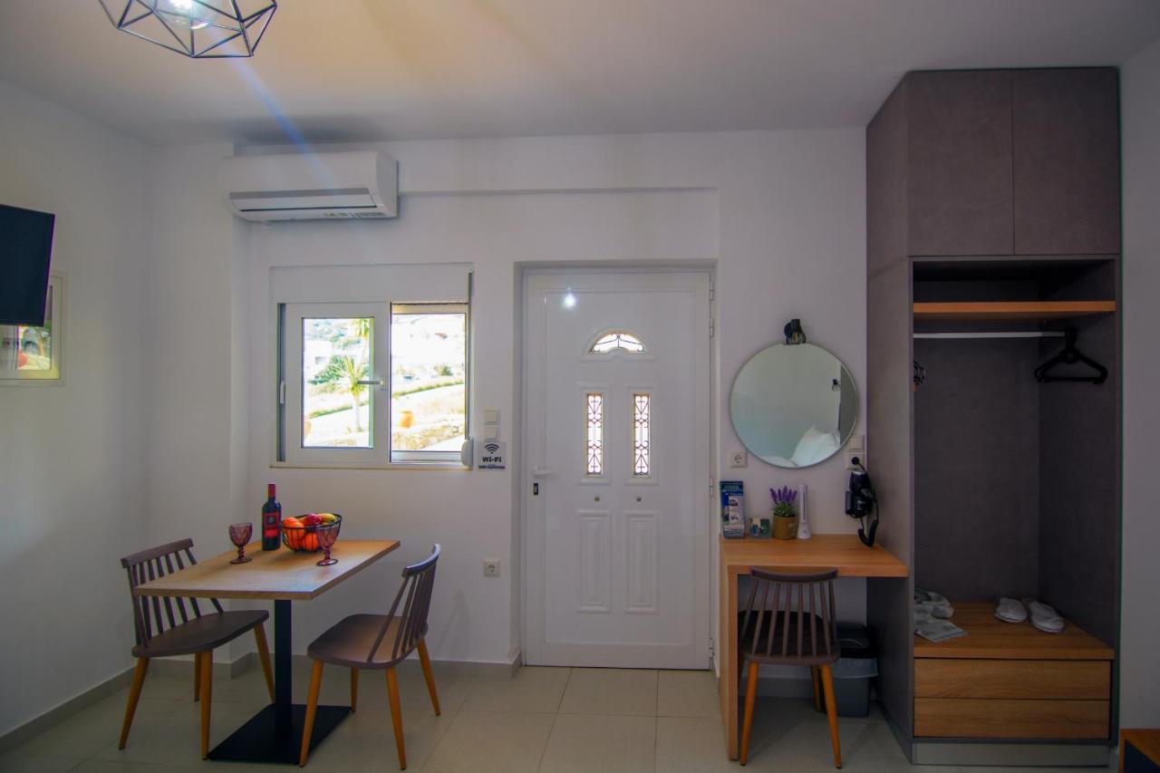 Irene Studio Panorama Apartment Palaiochora Luaran gambar