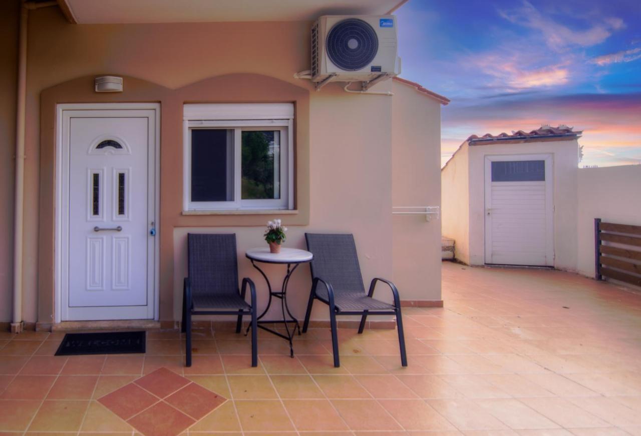 Irene Studio Panorama Apartment Palaiochora Luaran gambar